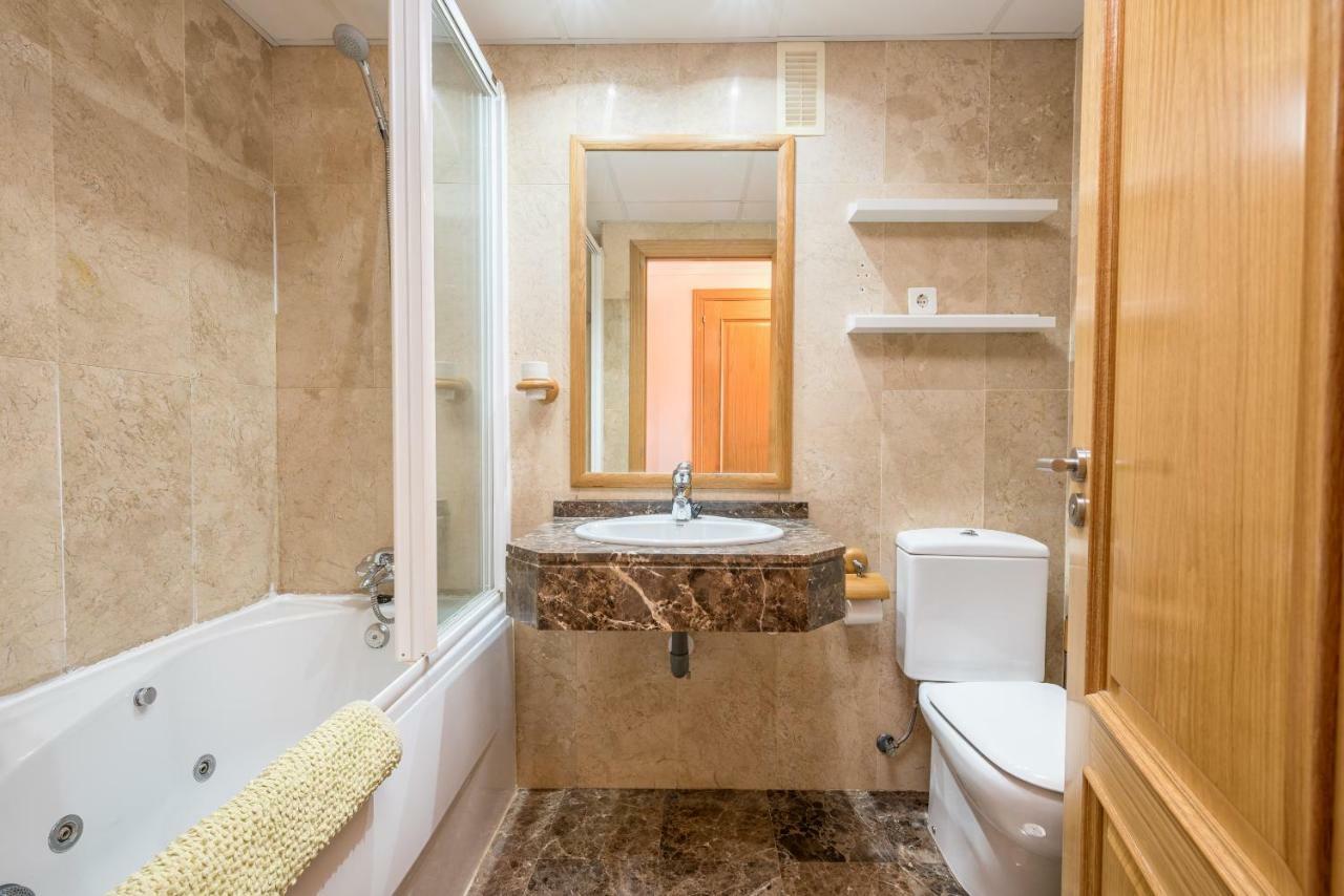 Apartamento Parque Litoral Málaga Eksteriør billede